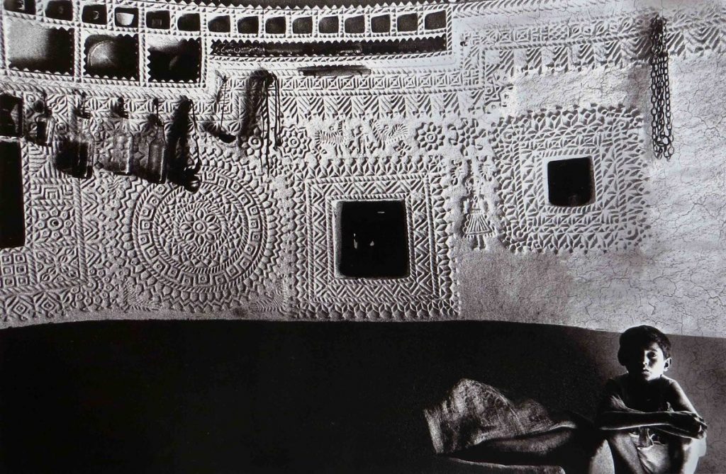 Interior of a Harijan’s house (Bhungo), Kutch, 1976